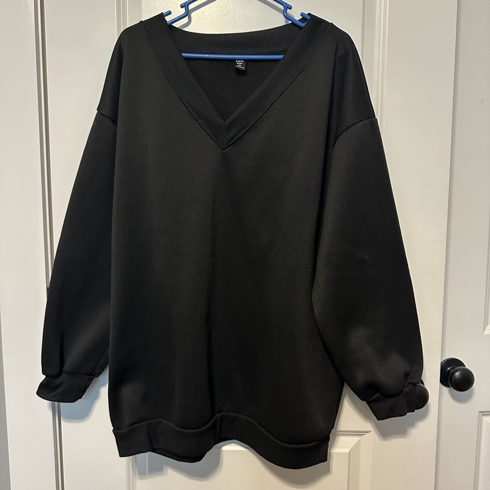 SHEIN Black V-neck Sweatshirt 2XL